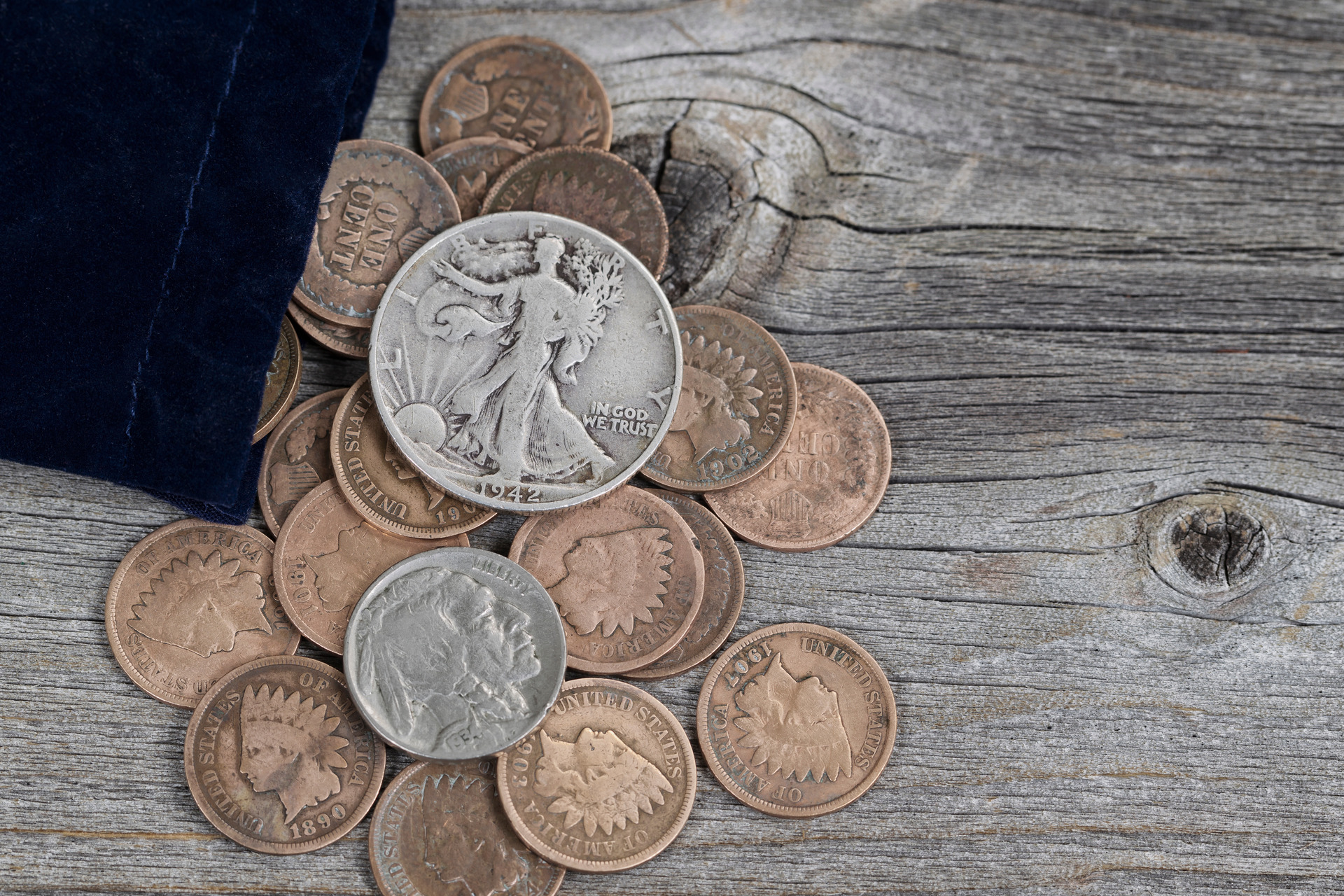 Silver Coins and Collectibles Gain Attention as Tangible Asset Options